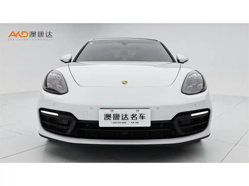 Porsche Panamera — миниатюра 2
