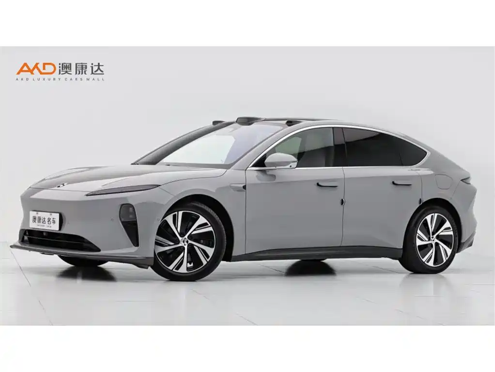 NIO ET5