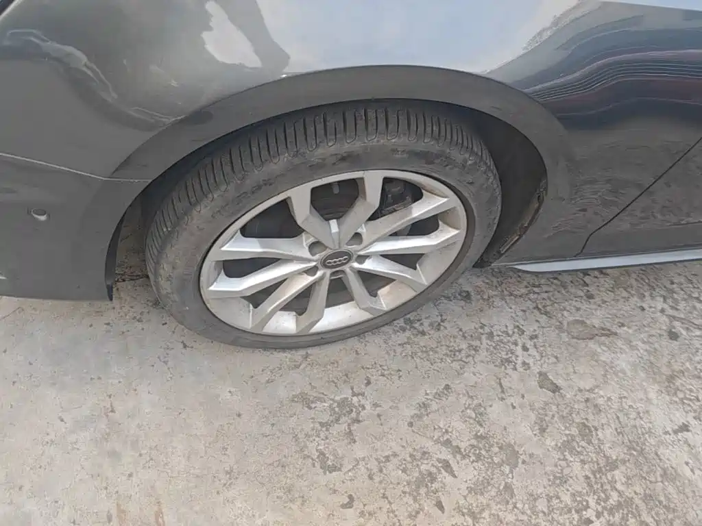 Audi A4L — миниатюра 23
