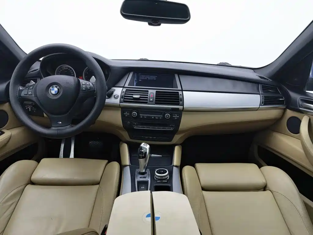 BMW X6 M — миниатюра 5