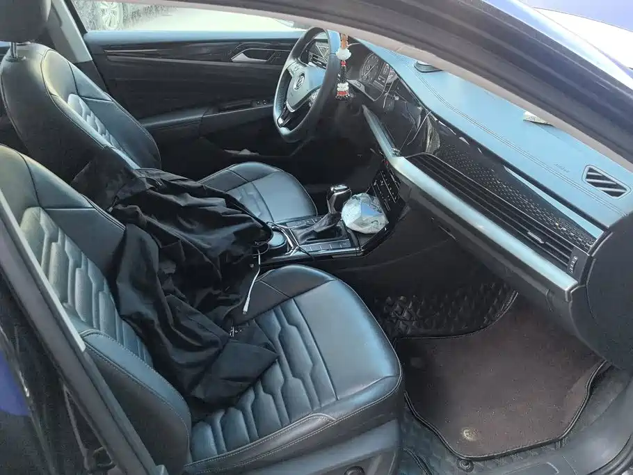 Volkswagen Passat — миниатюра 8