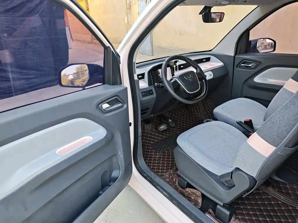 Wuling MINIEV — миниатюра 16
