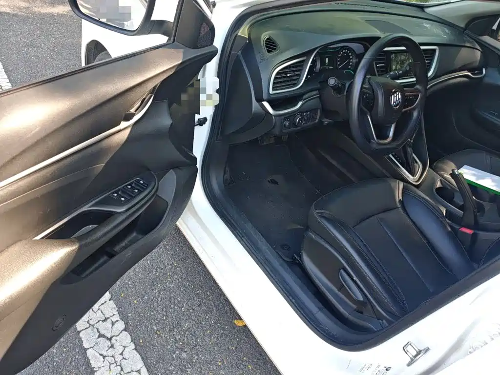 Buick Excelle — миниатюра 12
