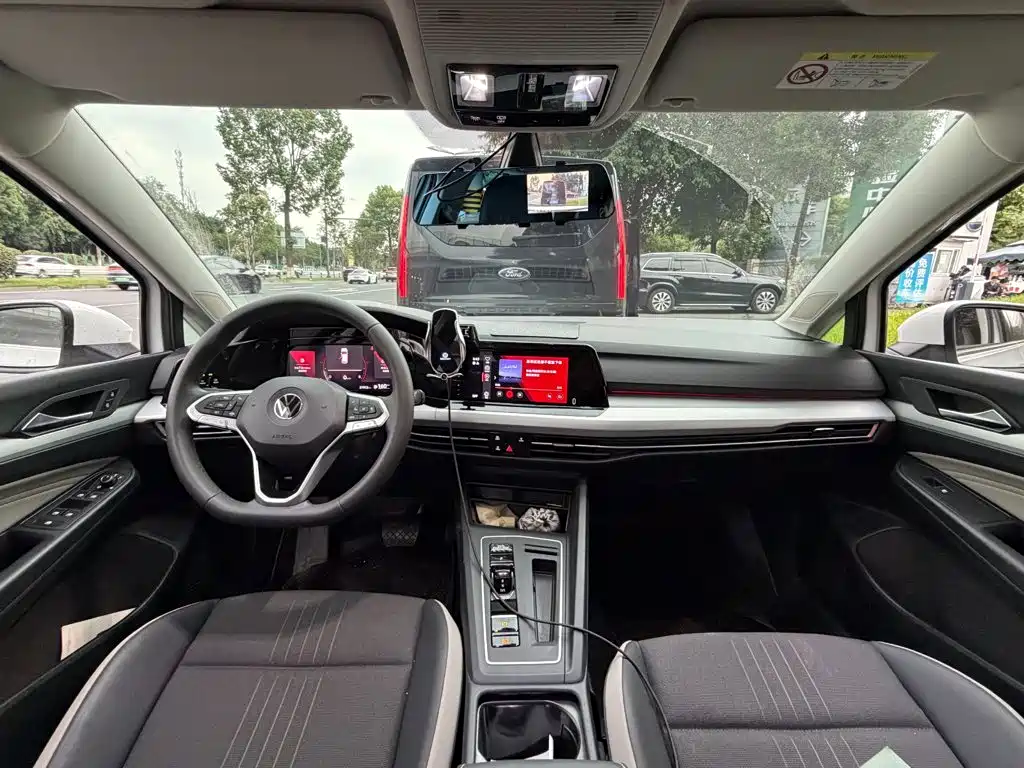 Volkswagen Golf — миниатюра 13