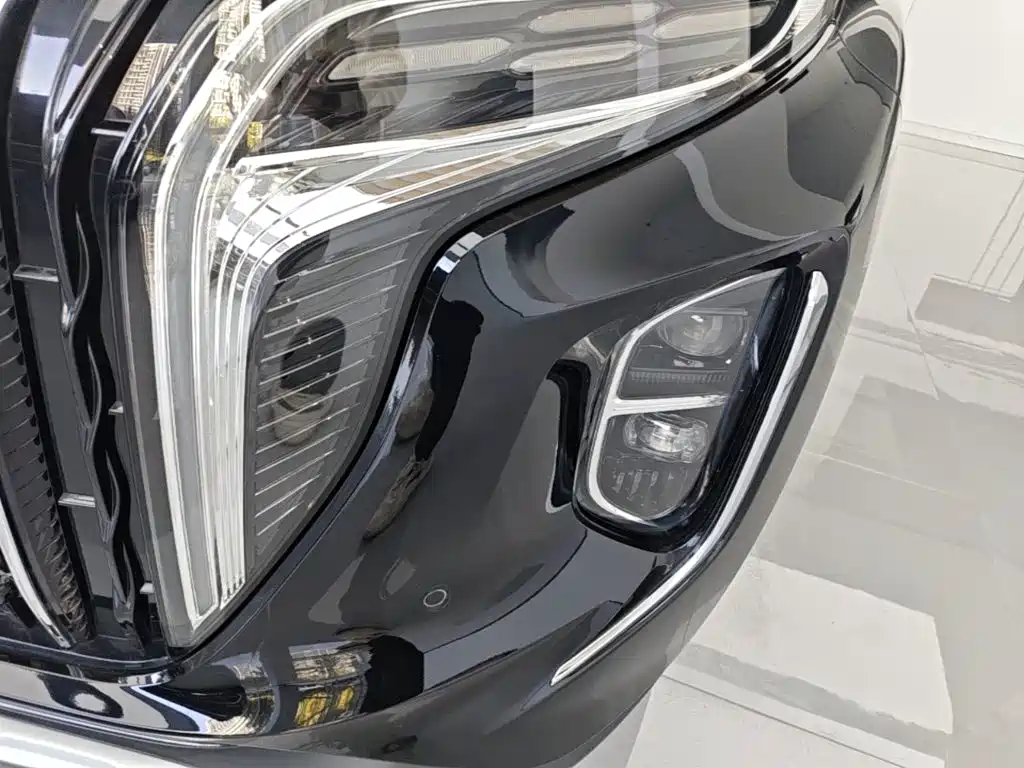Hongqi Hongqi HS7 PHEV — миниатюра 24