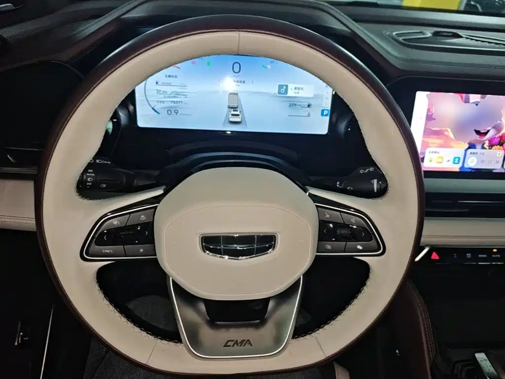 Geely Xingyue L — миниатюра 11