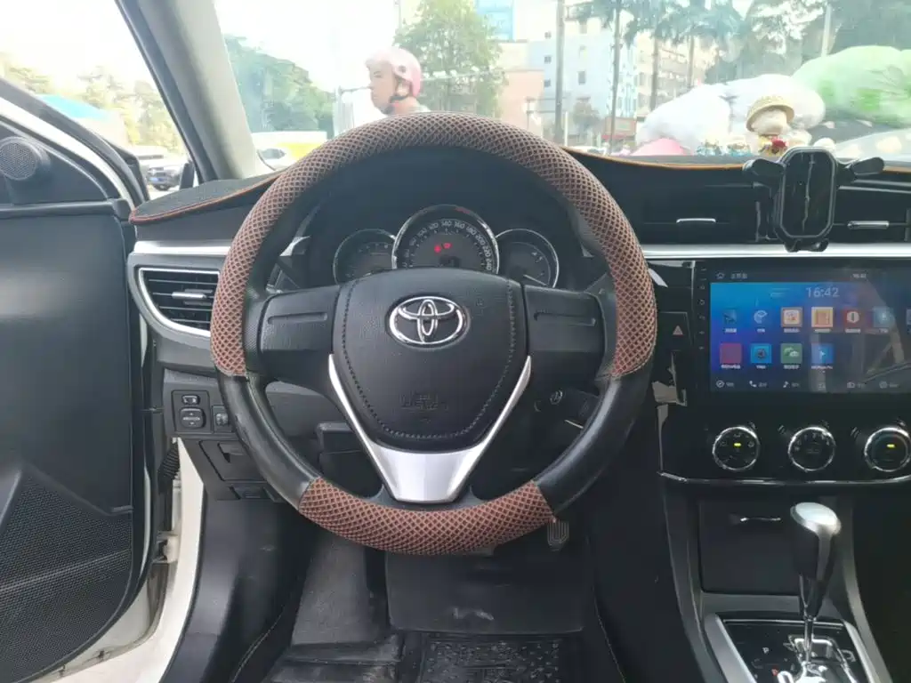Toyota Corolla — миниатюра 11