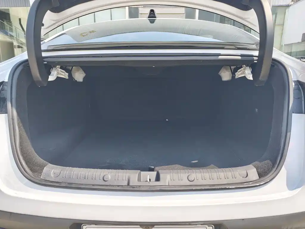 BYD Qin L — миниатюра 9
