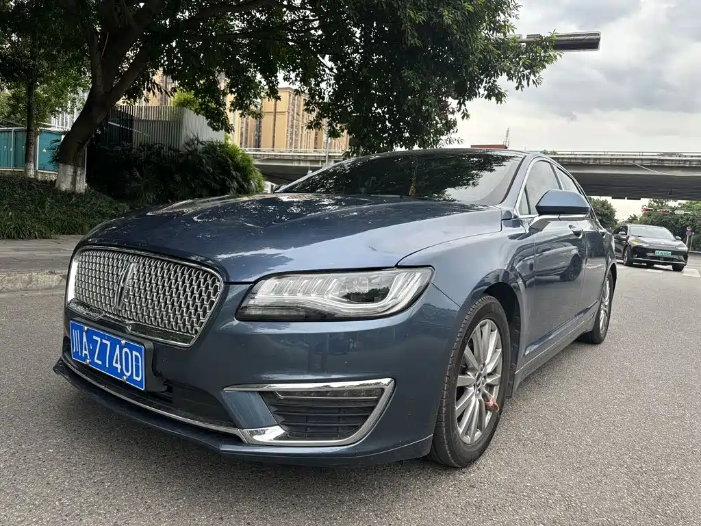 Lincoln MKZ — миниатюра 3