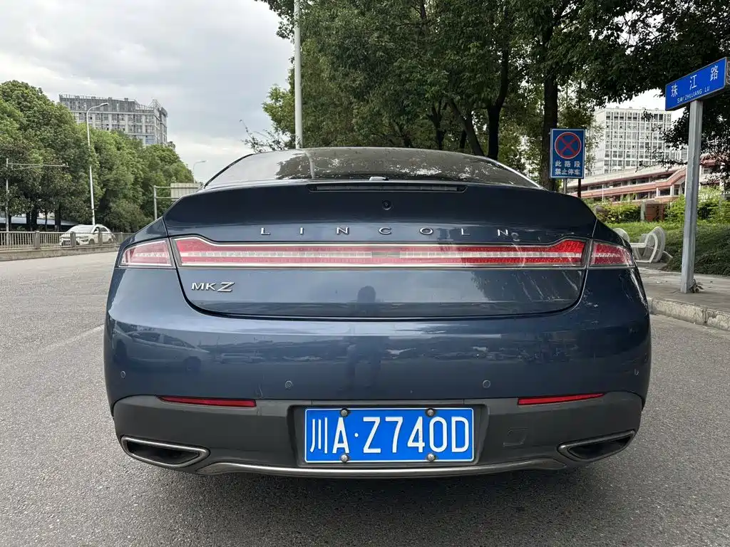 Lincoln MKZ — миниатюра 8
