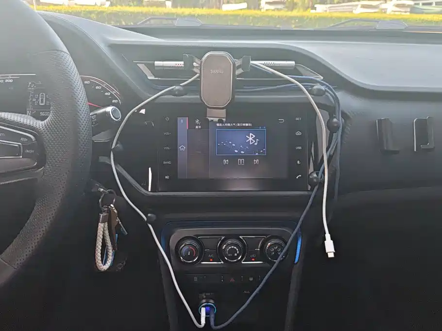 Chery New Energy Tiggo 3xe — миниатюра 13