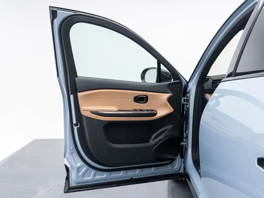 NIO ES6 — миниатюра 11