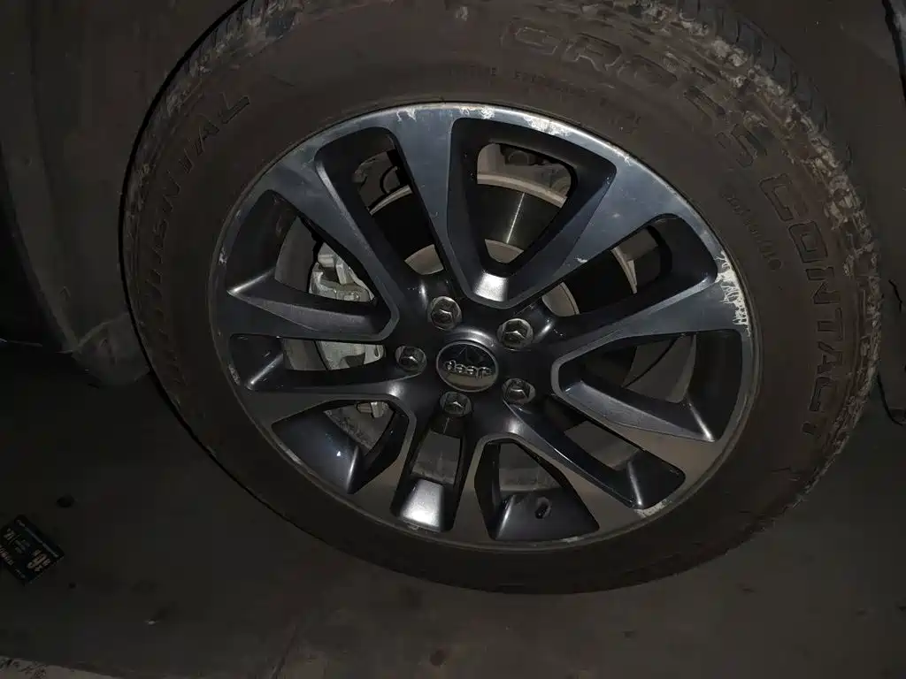 Jeep Grand Cherokee (Import) — миниатюра 24