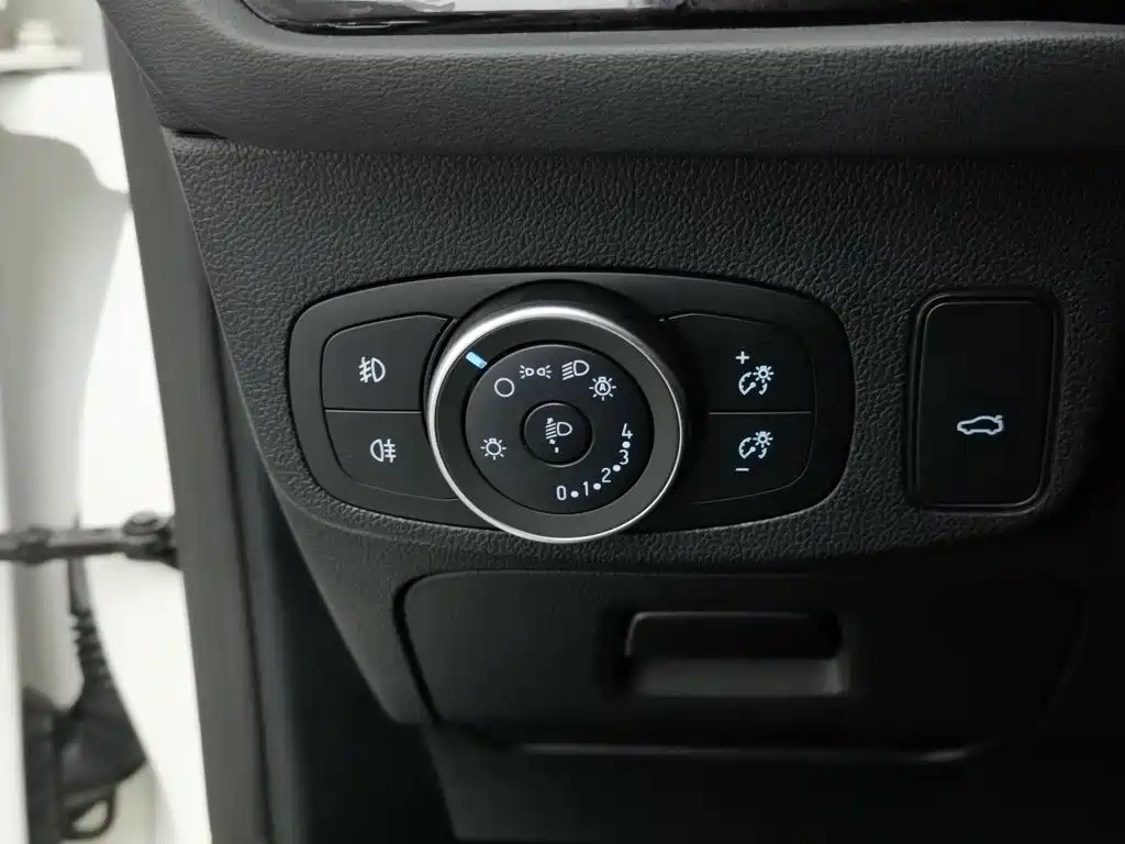 Ford Focus — миниатюра 21