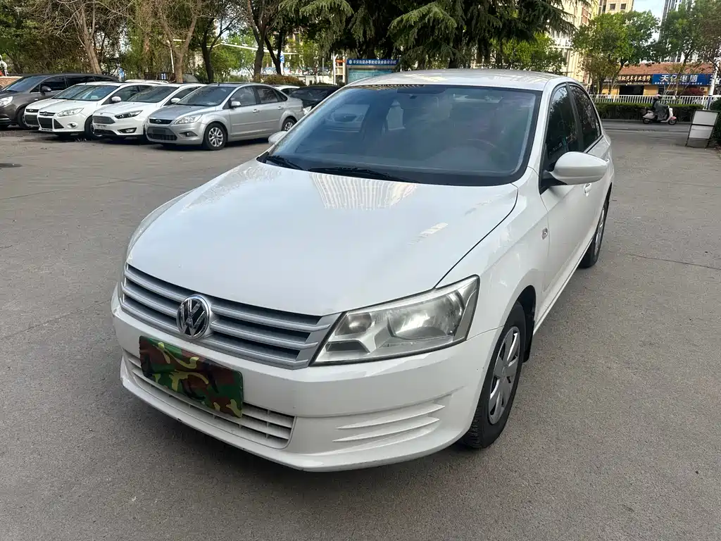Volkswagen Santana 2013