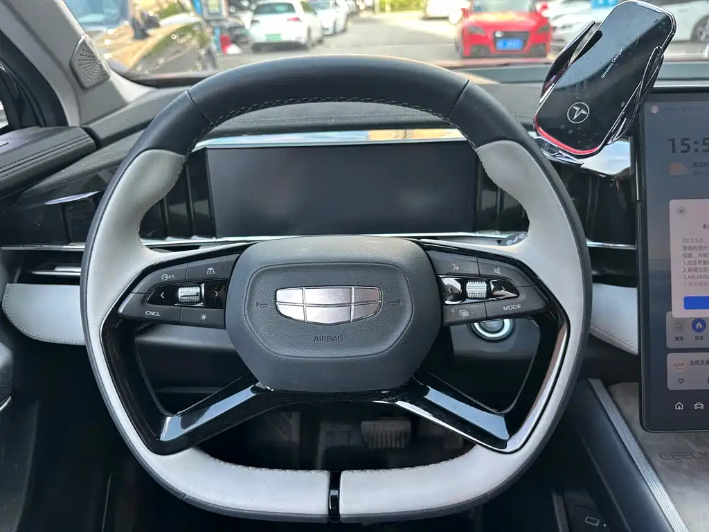 Geely Boyue L — миниатюра 6