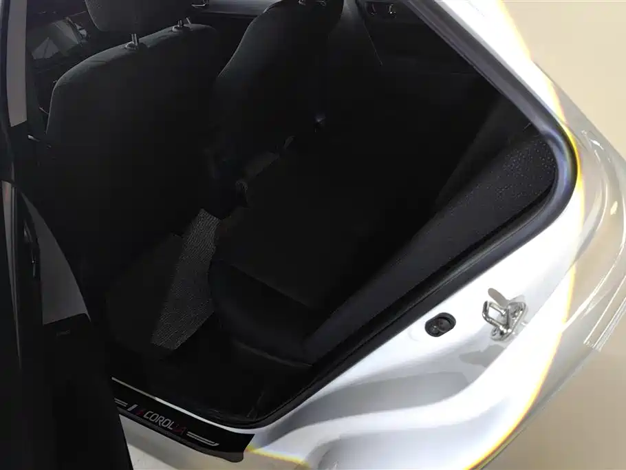 TOYOTA COROLLA DUAL ENGINE E+