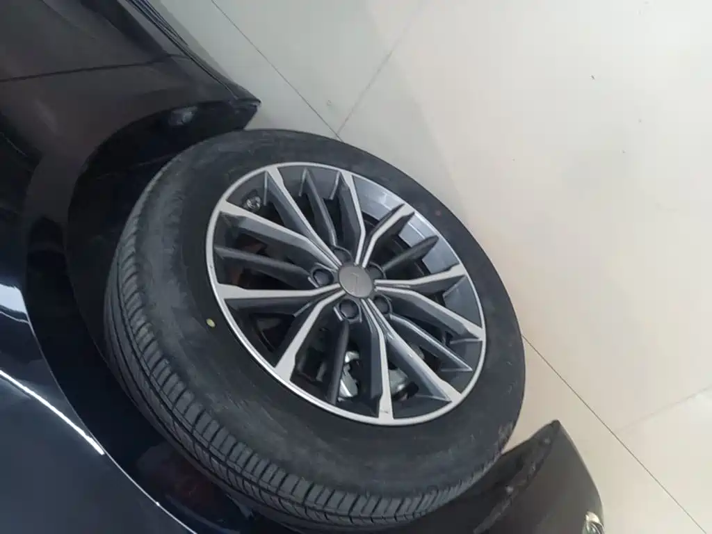 Geely Xingrui — миниатюра 23