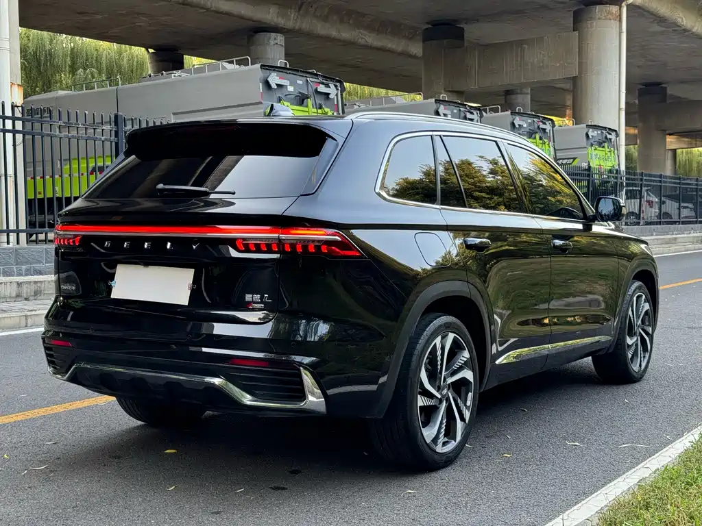 Geely Xingyue L — миниатюра 17