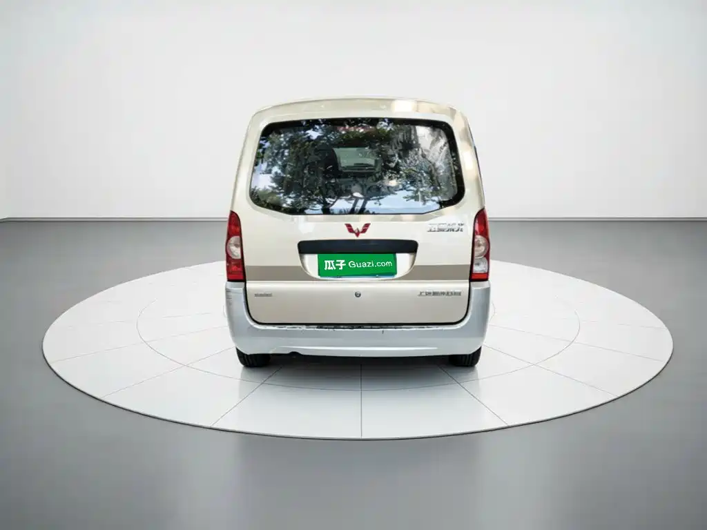 Wuling Rongguang — миниатюра 3