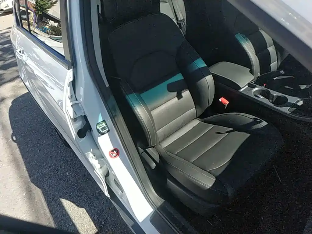 Geely Vision S1 — миниатюра 25