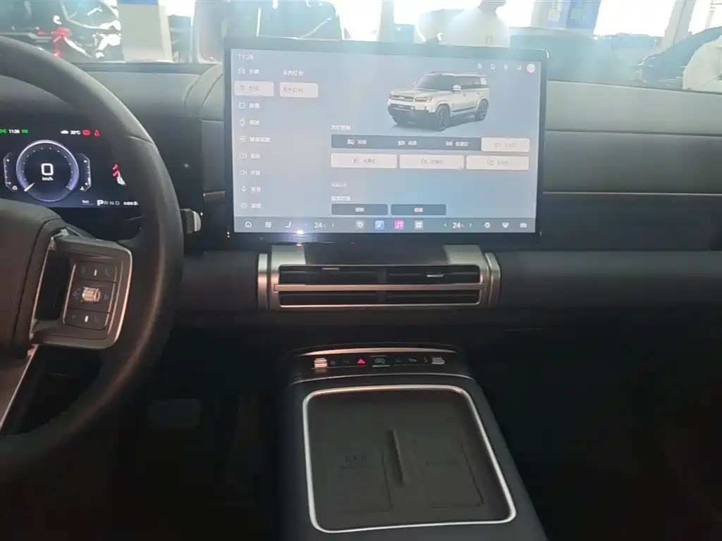 Fangchengbao Leopard 7 7 2025 200KM Max