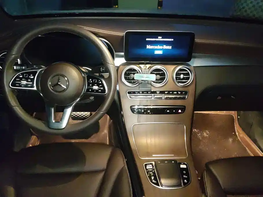 Mercedes-Benz GLC — миниатюра 12
