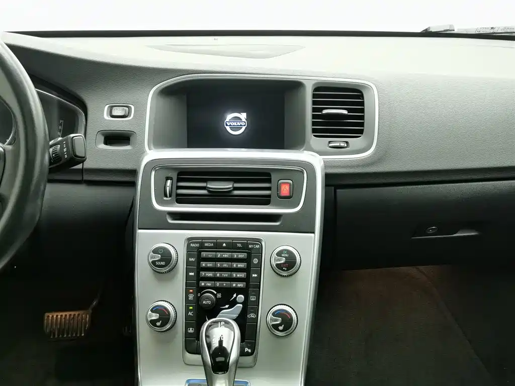 VOLVO S60 PLUG IN HYBRID