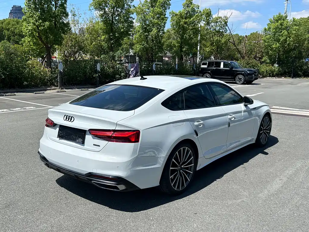 Audi A5 (Import) — миниатюра 17