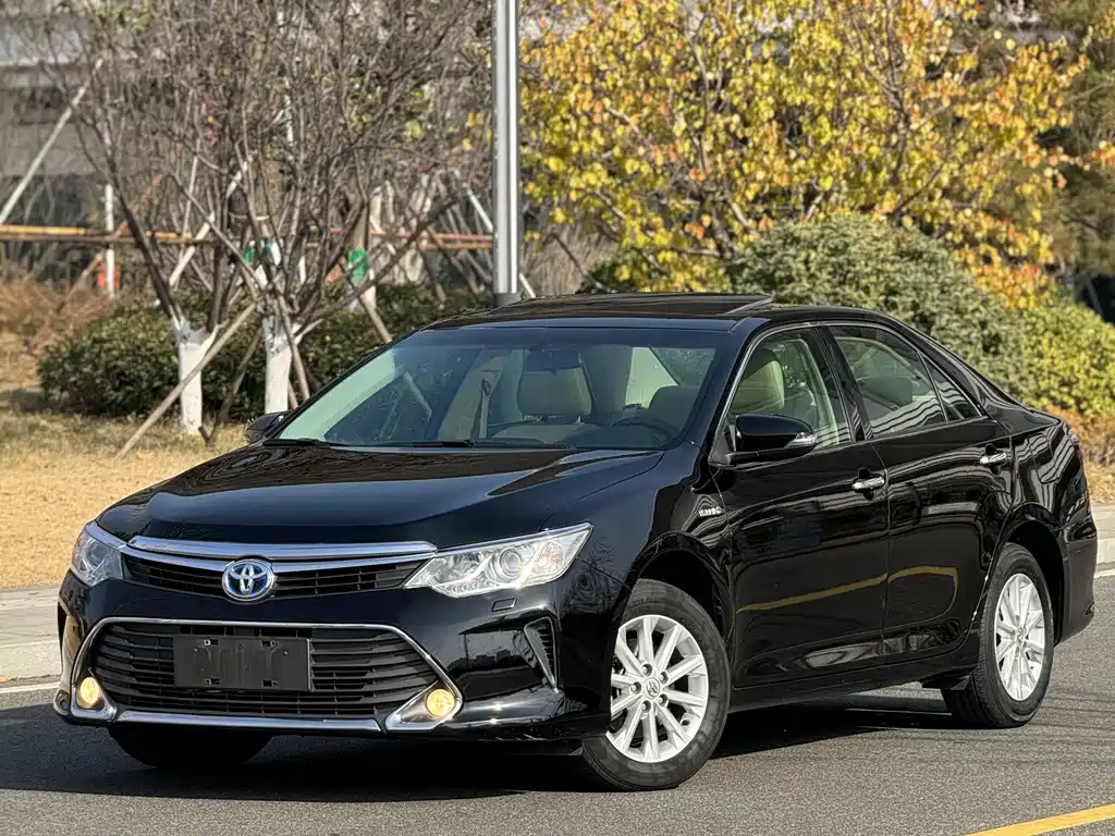 Toyota Camry 2015