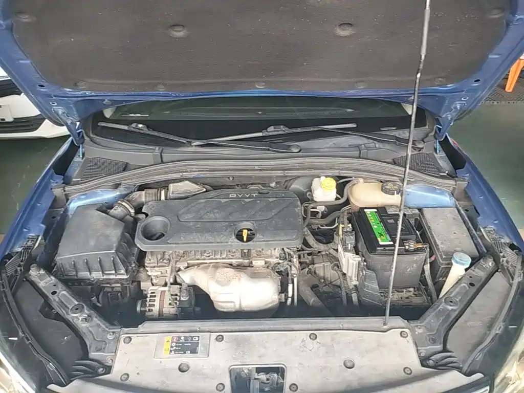 Roewe i5 — миниатюра 20