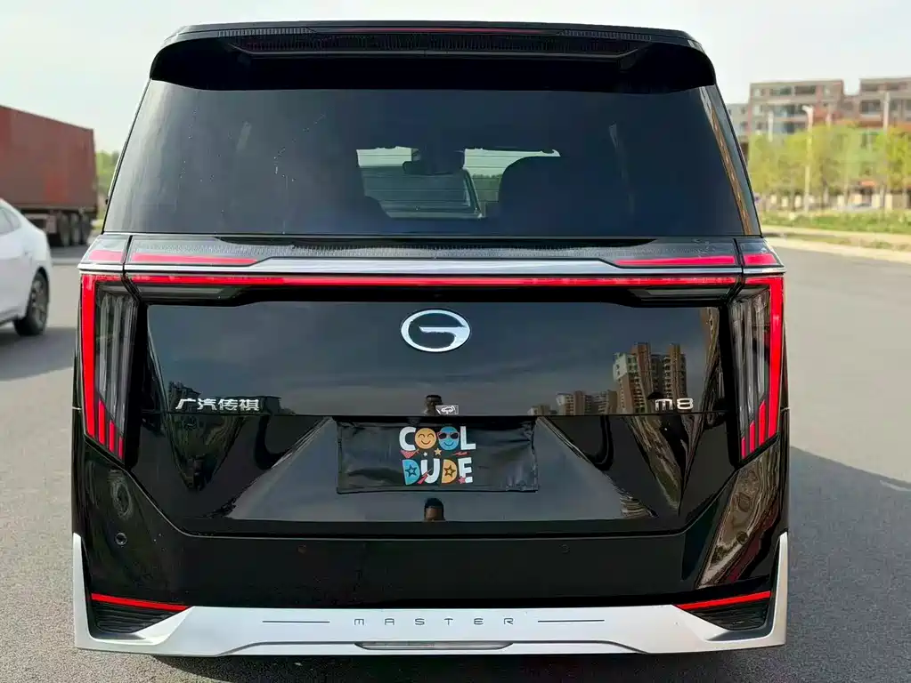 GAC M8