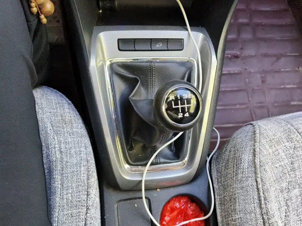 Roewe RX3 — миниатюра 10