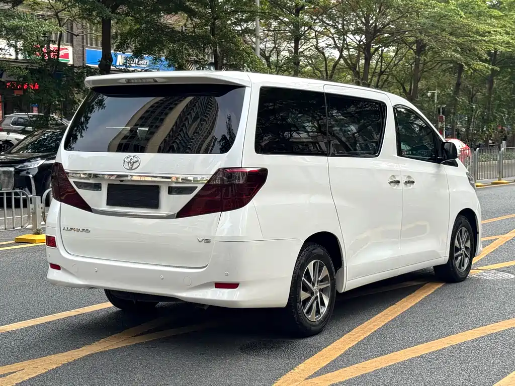 Toyota Alphard — фотографии объявления, Фото 24