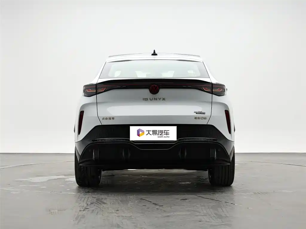 Volkswagen 06 2025 Pure