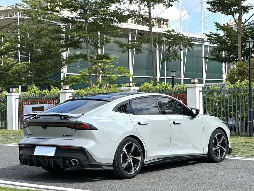 Changan UNI-V — миниатюра 9