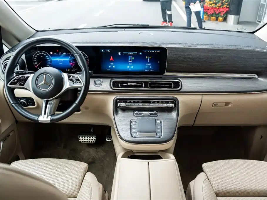 MERCEDES-BENZ V CLASS