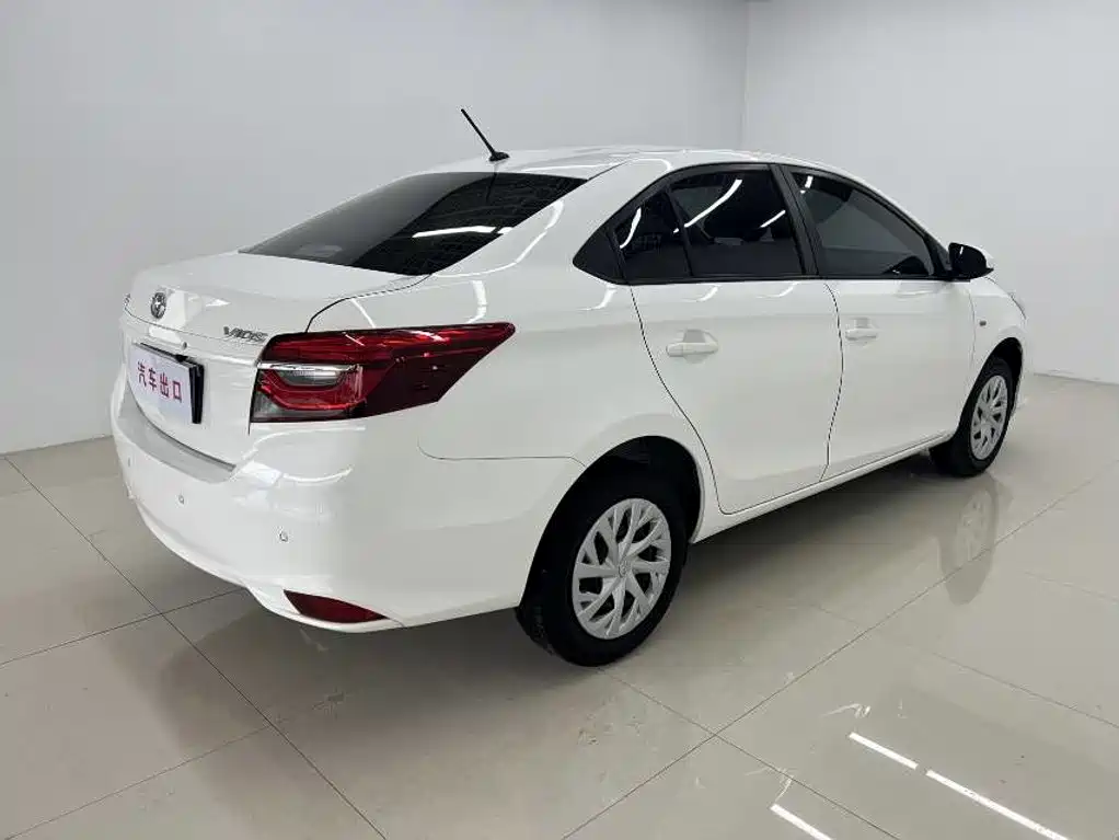 Toyota Vios — миниатюра 4