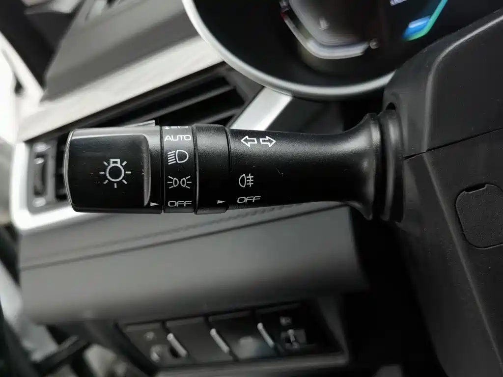 Geely Emgrand — миниатюра 21