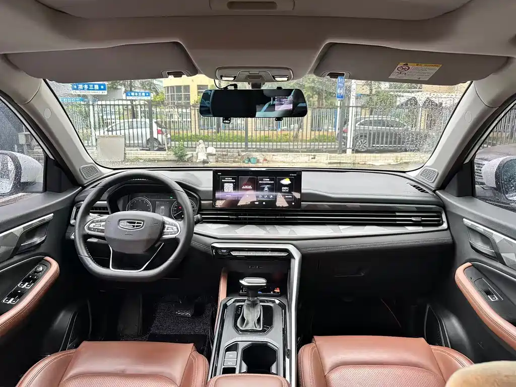 Geely Vision X6 — миниатюра 5