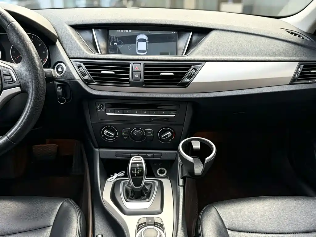 BMW X1 — миниатюра 7