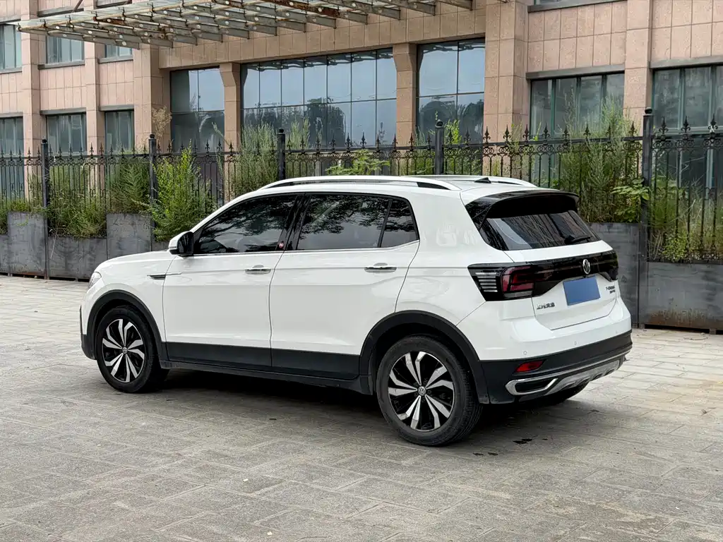 Volkswagen T-Cross — миниатюра 4