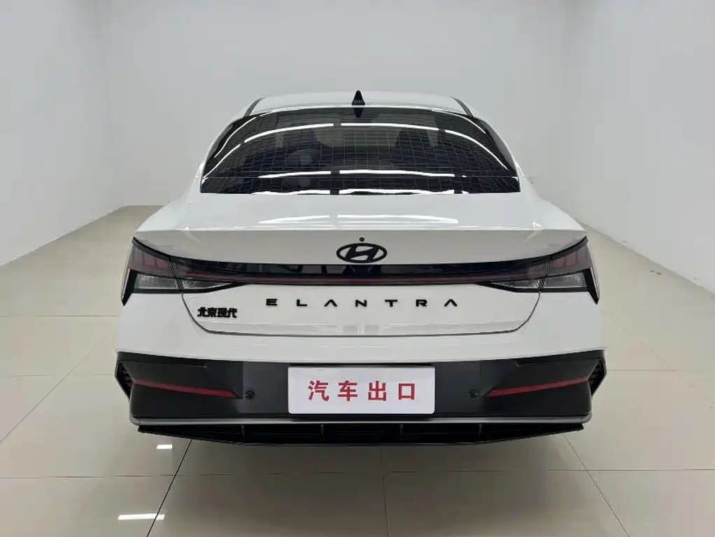 Hyundai Elantra — миниатюра 5