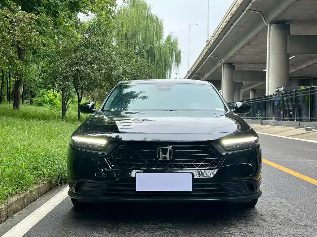 Honda Accord — миниатюра 2