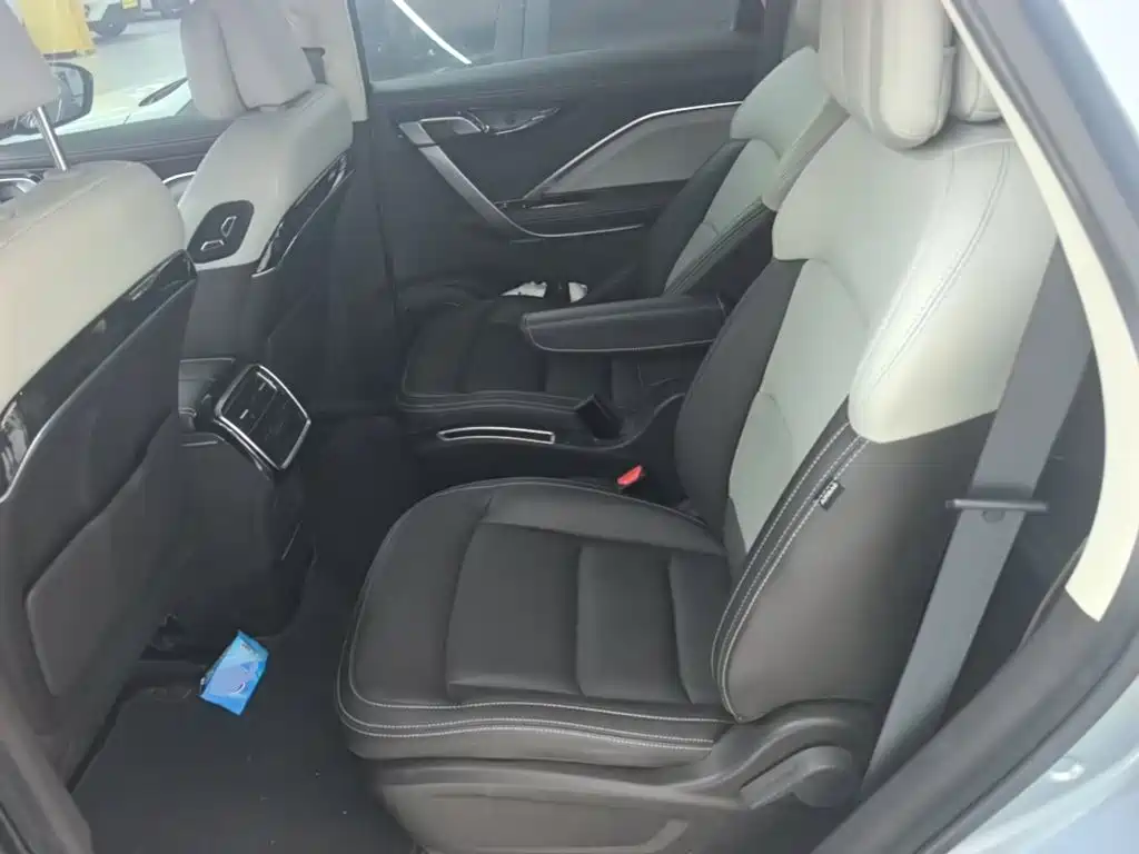 Geely Jia Ji — миниатюра 17
