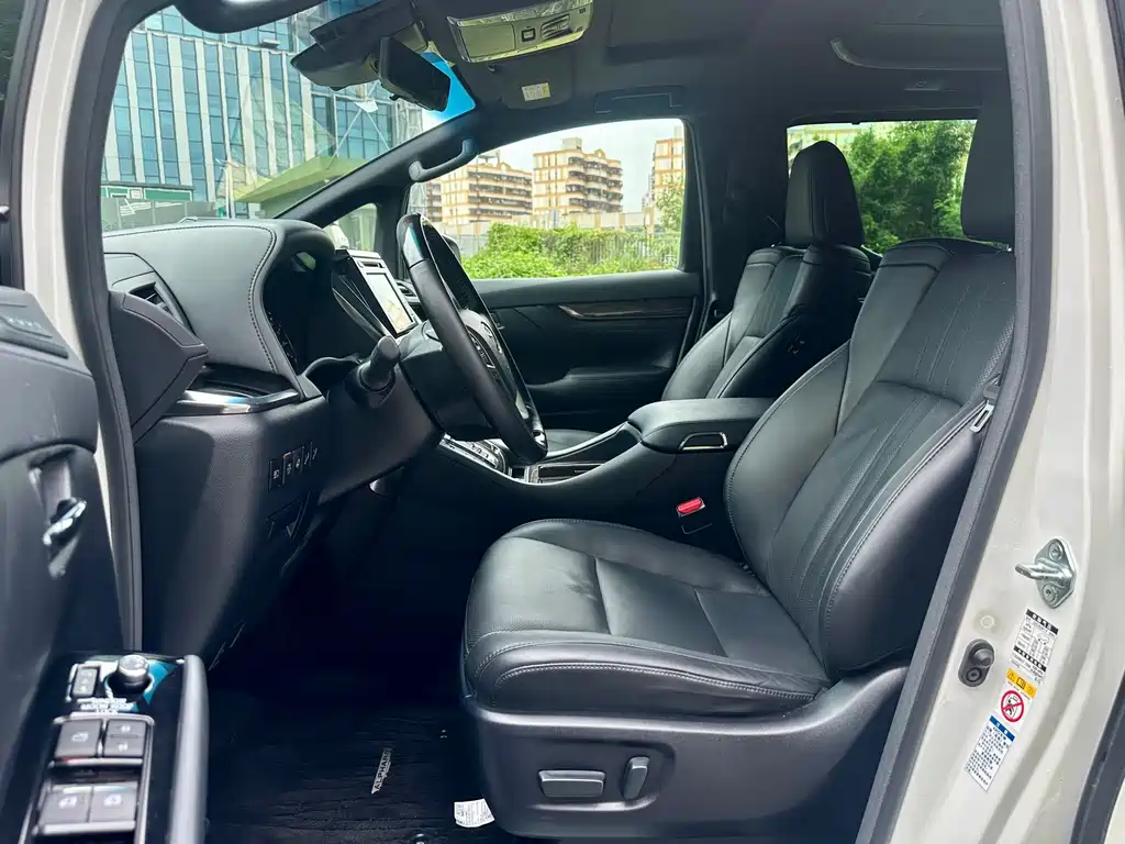 Toyota Alphard 2019 2.5L Luxury
