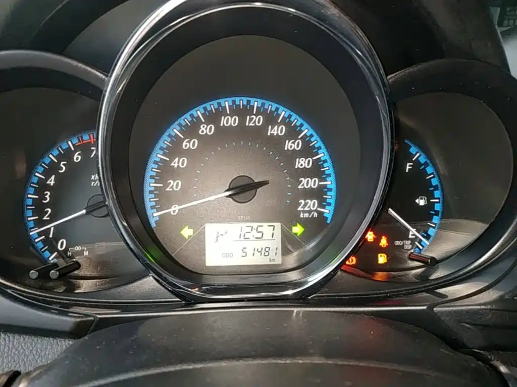 Toyota Yaris L — миниатюра 12