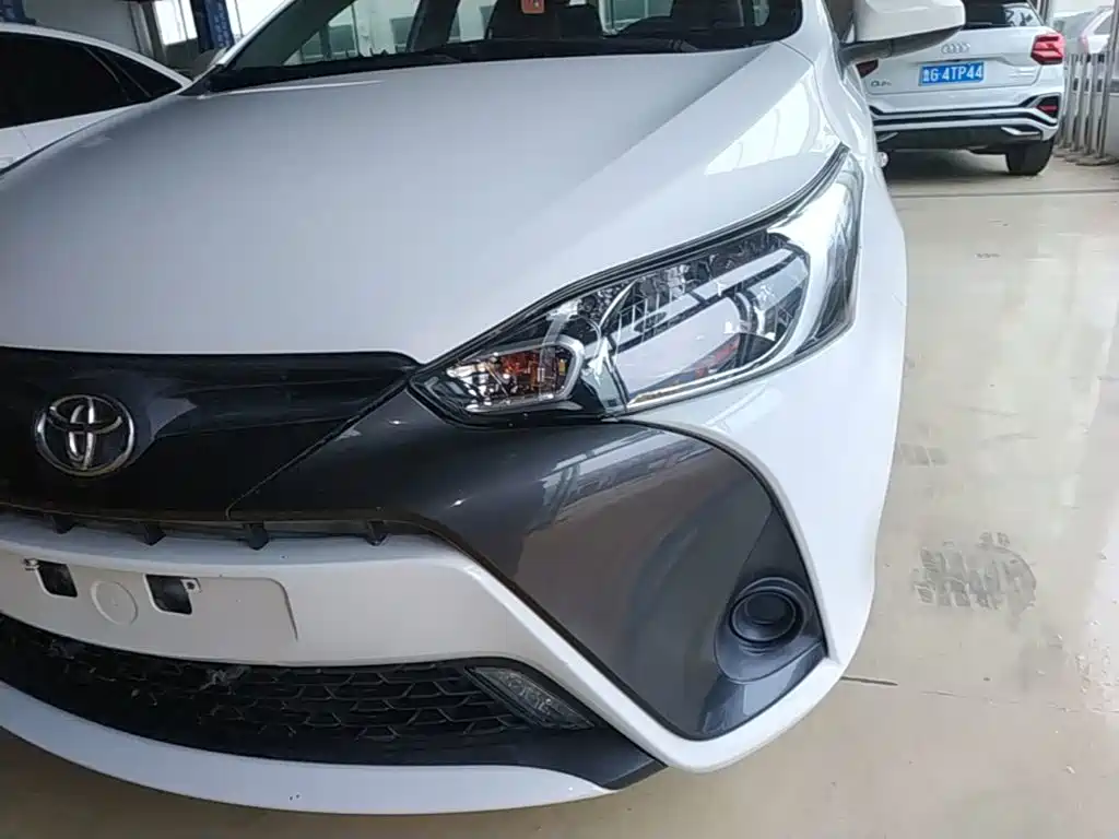 Toyota Yaris L — миниатюра 24
