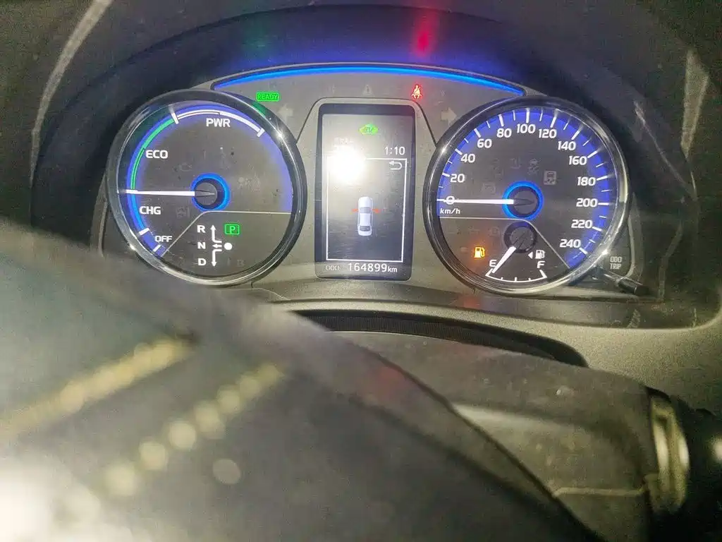 Toyota Corolla Hybrid — миниатюра 5