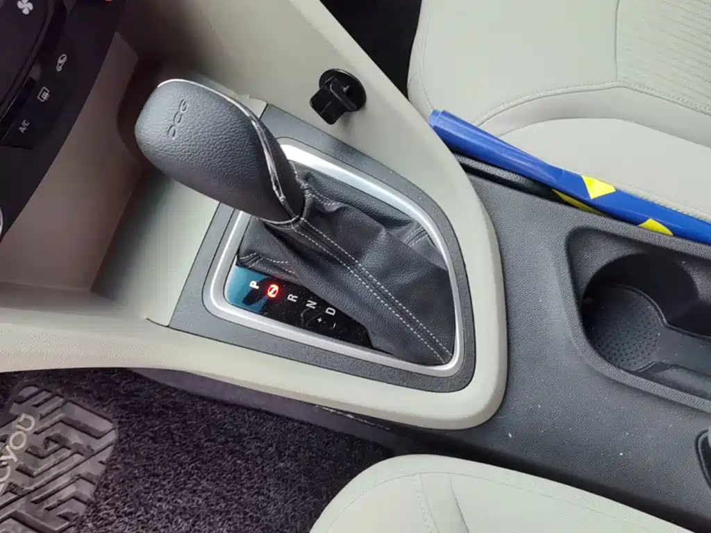 Buick Excelle — миниатюра 14